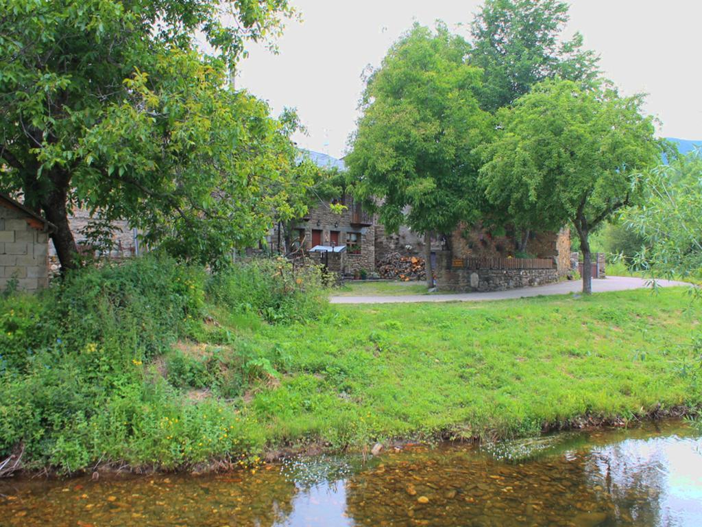 Vigo de Sanabria Casa Rural El Trubioヴィラ エクステリア 写真