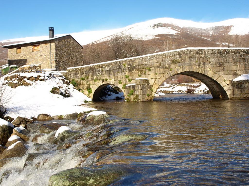 Vigo de Sanabria Casa Rural El Trubioヴィラ エクステリア 写真